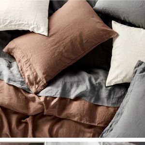 Coyuchi linen sheet set in redwood (queen size)